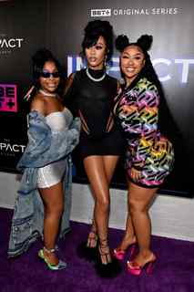 Ari Fletcher feet photo thumbnail