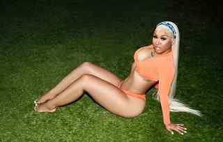 Ari Fletcher feet photo thumbnail