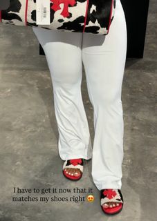 Ari Fletcher feet photo 7