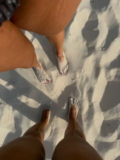 Ari Fletcher feet photo 9