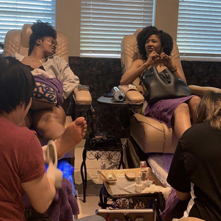 Ari Lennox feet photo 7