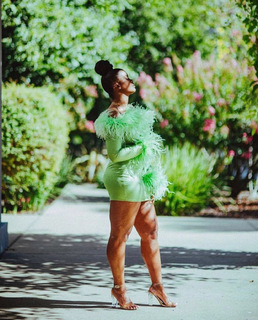 Ari Lennox feet photo 11