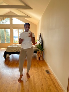 Ari Lennox feet photo 20