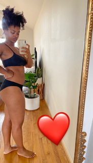Ari Lennox feet photo 18