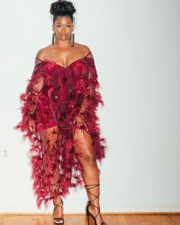 Ari Lennox feet photo 14