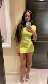 Ari Lennox feet photo 20