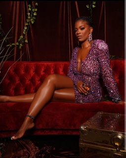 Ari Lennox feet photo 20