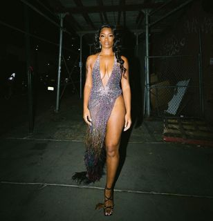 Ari Lennox feet photo 8
