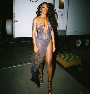 Ari Lennox feet photo 7