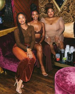 Ari Lennox feet photo 4