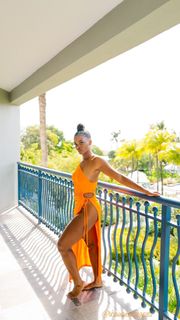 Ari Lennox feet photo 6