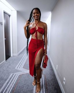 Ari Lennox feet photo 1