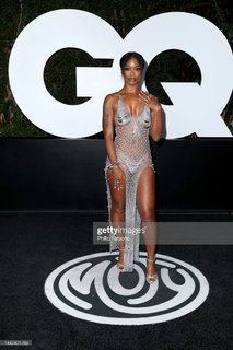 Ari Lennox feet photo 5
