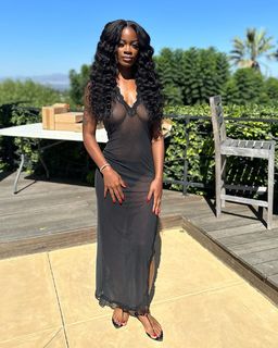 Ari Lennox feet photo 5