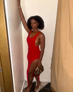 Ari Lennox feet photo 17