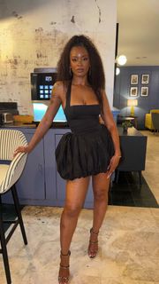 Ari Lennox feet photo 20