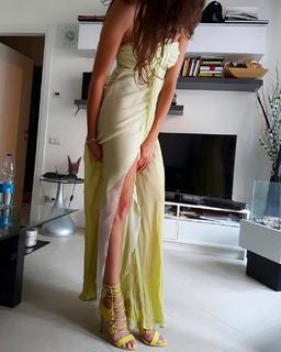 Ariadna Romero feet photo 12