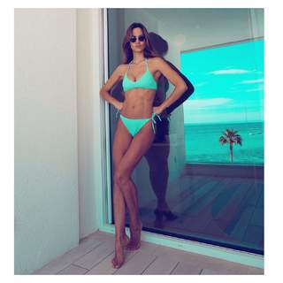 Ariadne Artiles feet photo 20