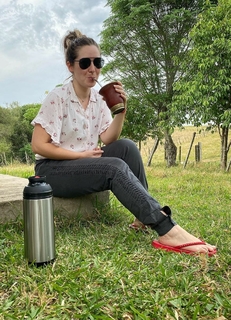 Ariadne Díaz feet photo thumbnail