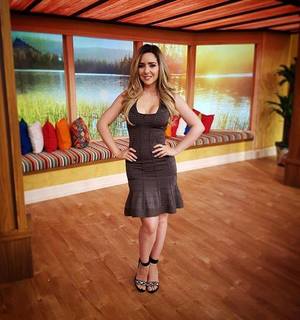 Ariadne Díaz feet photo thumbnail