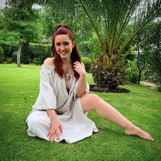 Ariadne Díaz feet photo thumbnail