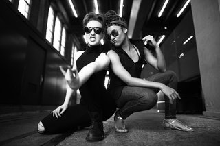 Ariana DeBose feet photo thumbnail