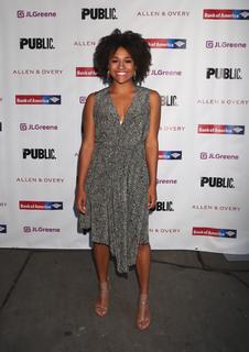Ariana DeBose feet photo thumbnail