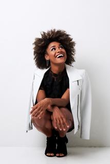 Ariana DeBose feet photo thumbnail