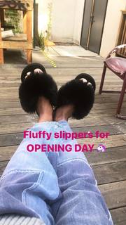 Ariana DeBose feet photo thumbnail