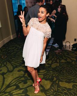 Ariana DeBose feet photo thumbnail