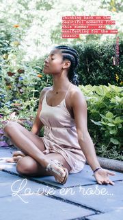 Ariana DeBose feet photo thumbnail