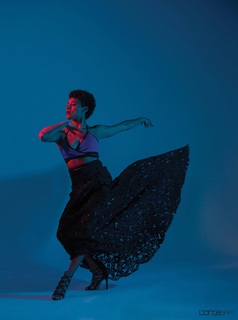 Ariana DeBose feet photo thumbnail