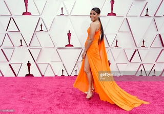 Ariana DeBose feet photo thumbnail