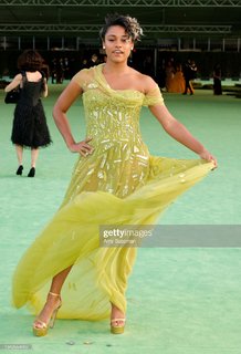 Ariana DeBose feet photo thumbnail