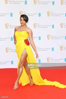 Ariana DeBose feet photo thumbnail