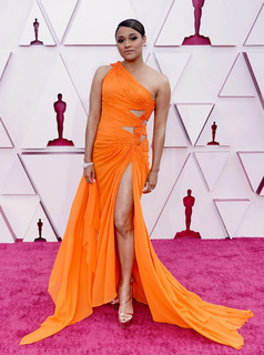 Ariana DeBose feet photo thumbnail
