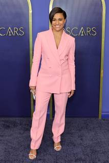 Ariana DeBose feet photo thumbnail
