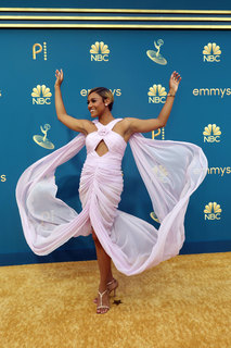 Ariana DeBose feet photo thumbnail