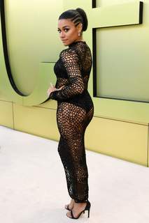 Ariana DeBose feet photo thumbnail