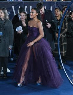 Ariana DeBose feet photo thumbnail
