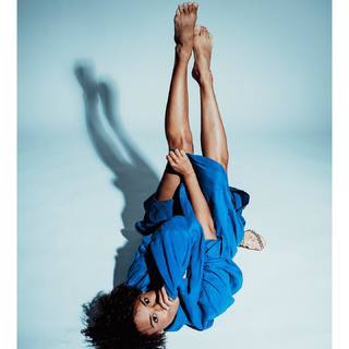 Ariana DeBose feet photo thumbnail