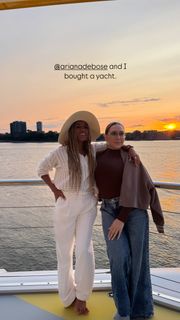 Ariana DeBose feet photo thumbnail
