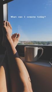 Ariana DeBose feet photo 1