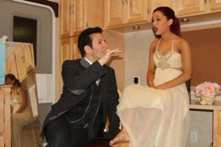 Ariana Grande feet photo thumbnail
