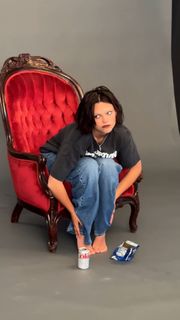 Ariana Greenblatt feet photo thumbnail