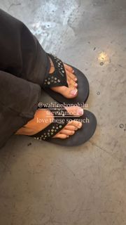 Ariana Greenblatt feet photo 5