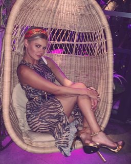 Ariana Madix feet photo thumbnail