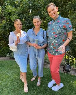 Ariana Madix feet photo thumbnail