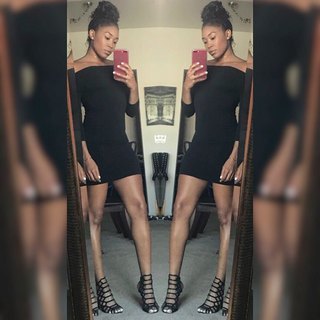 Ariane Andrew feet photo 1