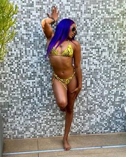 Ariane Andrew feet photo 9